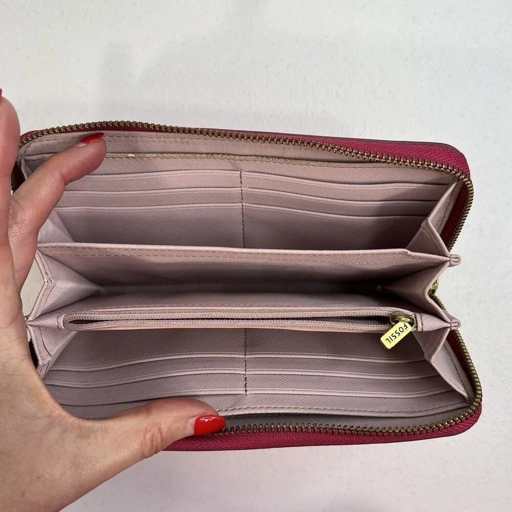 Fossil Pink Pebbled Leather Zip Around Wallet‎ Pockets Card Slots Pocketbook